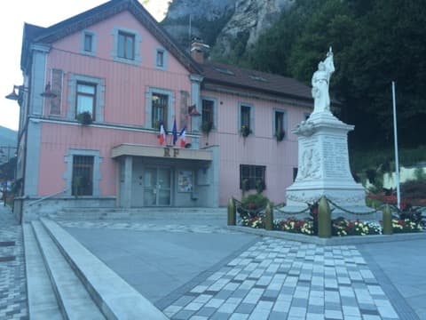 Loueur de bennes Magland