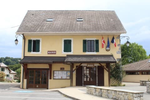 Loueur de bennes Menthonnex-en-Bornes